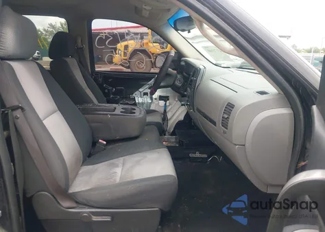 2008 Chevrolet Silverado K1500 из США, поврежденный, VIN 2GCEK13C881159196